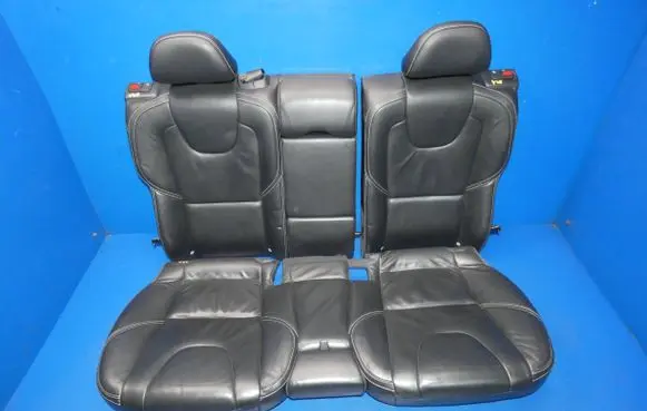 Volvo V40 Second row seats 