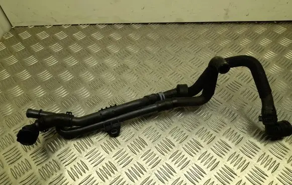 Skoda Octavia Mk4 Engine coolant pipe/hose 3Q0121070S