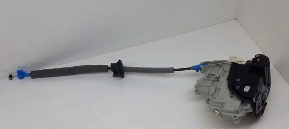 Audi Q2 - Rear door lock 4G0839015E