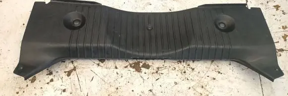Alfa Romeo 159 Tailgate trim