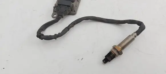 Mercedes-Benz C W205 Lambda probe sensor A0009053009