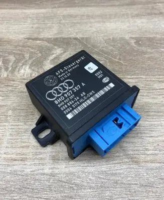Audi A4 S4 B7 8E 8H Light module LCM 8H0907357A