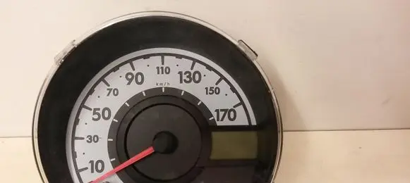 Toyota Aygo AB10 Speedometer (instrument cluster) 838000H043A 838000H043 264980U