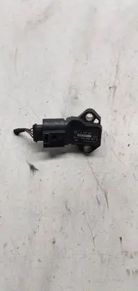 Volkswagen Golf V Air pressure sensor 038906051B