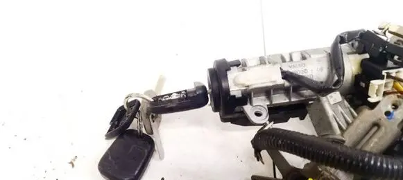 Toyota Avensis T220 Ignition lock 4502005
