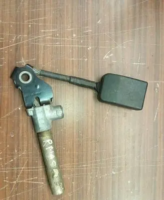 Renault Master II Front seatbelt buckle