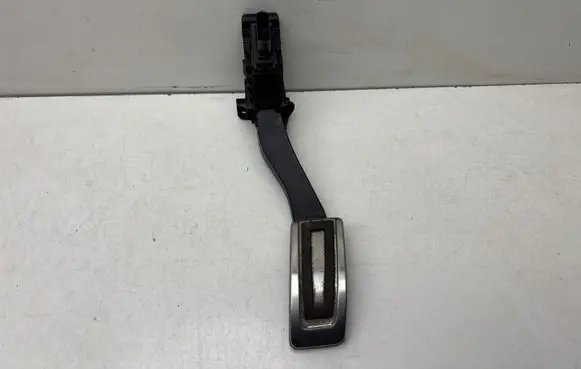 Volkswagen Golf Sportsvan Accelerator throttle pedal 5Q1723503J