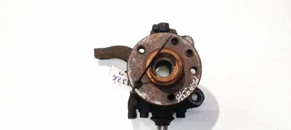 Volkswagen Transporter - Caravelle T4 Front wheel hub