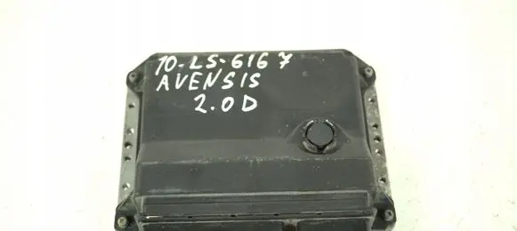 Toyota Avensis T270 Engine control unit/module ECU 89661-05030