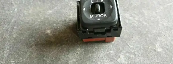 Lexus GX J120 Wing mirror switch 5770d59