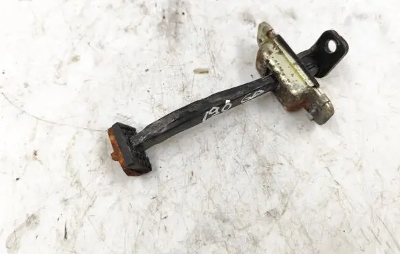 KIA Sorento Rear door check strap stopper