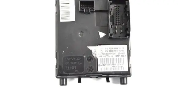 Aston Martin DB11 Fuel injection pump control unit/module A0009003113