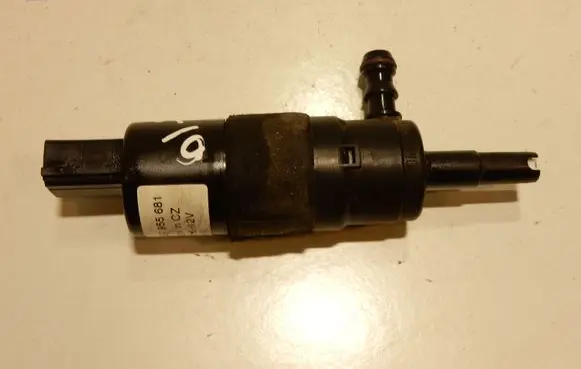 Audi A6 S6 C6 4F Headlight washer pump 3B7955681 61231