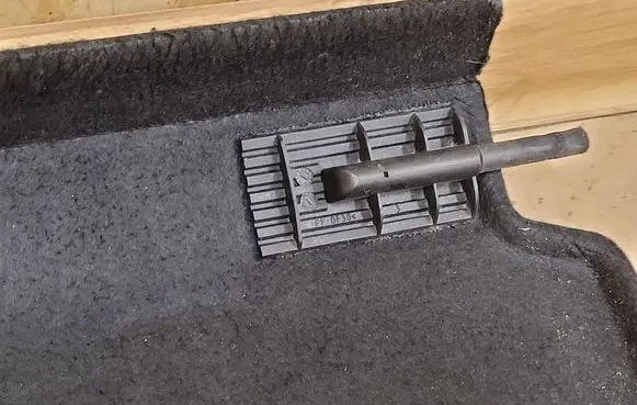 Ford Focus Parcel shelf 98ABA48530AN