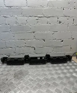 Volkswagen PASSAT CC Front bumper mounting bracket 3c8807863d