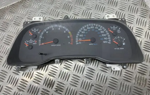 Dodge Durango Speedometer (instrument cluster) P56045387AC D387AC 70113AB
