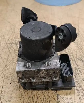 BMW X5 E53 ABS Pump 3451677301201 34516773012 6773012