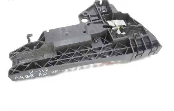 Rear door exterior handle/bracket
