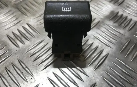 Nissan Sunny Windscreen/window heater switch