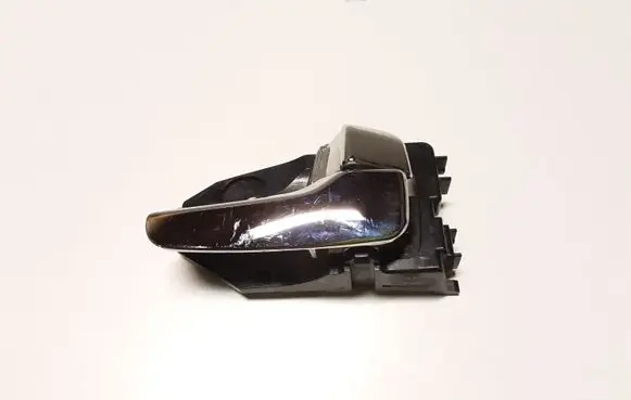 Mitsubishi Outlander Rear door interior handle