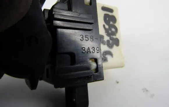Mazda 6 Electric window control switch