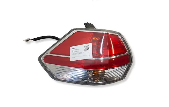 Nissan X-Trail T32 Rear/tail lights 