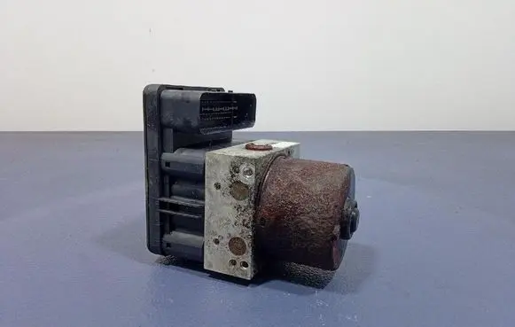 Renault Vel Satis ABS Pump 10096014243