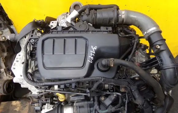 Opel Vivaro Fuel injector 0445110414 31SP1