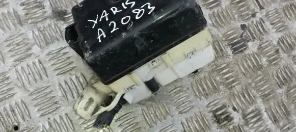Toyota Yaris Fuse box set