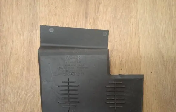 Ford Mustang VI Panel drawer/shelf pad FR3B63047A74A 0446900AB