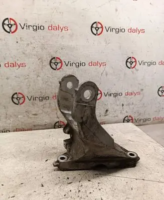 Peugeot 407 Engine mounting bracket 9653919280