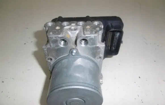 Infiniti Q50 ABS Pump 476604GB1A