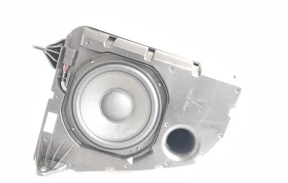 Tesla Model Y Subwoofer speaker 177178400A B7P23276D40344 XSW8026