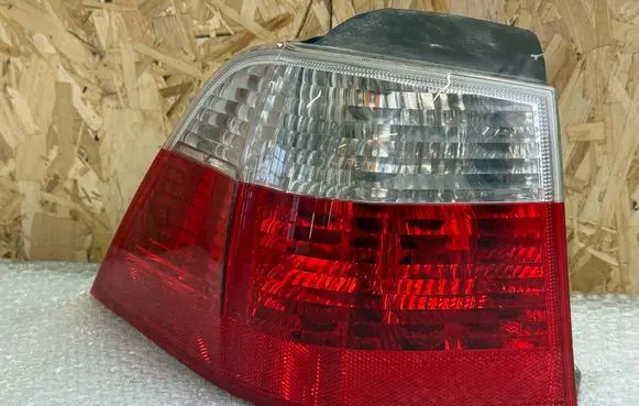 BMW 5 E60 E61 Rear/tail lights 7165825 27899015