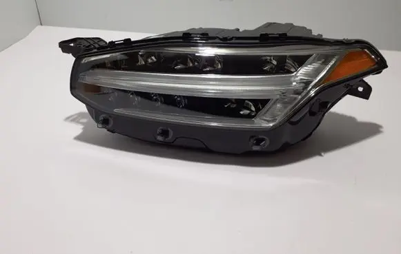 Volvo XC90 Headlight/headlamp 32420454