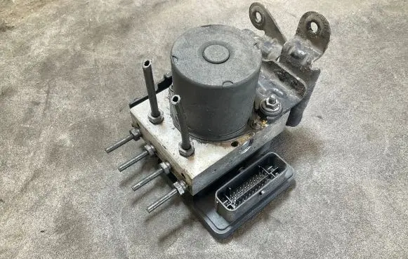 Mercedes-Benz Sprinter W906 ABS Pump A0084318712 269517 13081923000