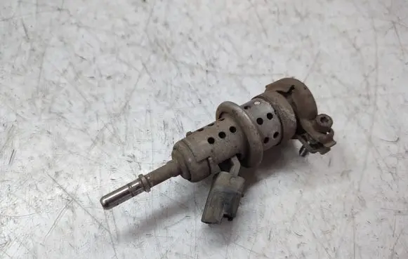 Peugeot 308 AdBlue injector 