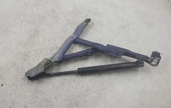 Mitsubishi Lancer X Tailgate/trunk/boot hinge 