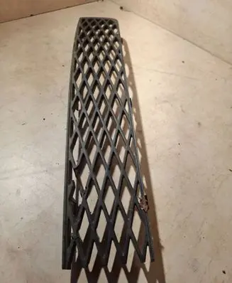 Ford Galaxy Front bumper lower grill 7M5854687 YM2117K945CAW