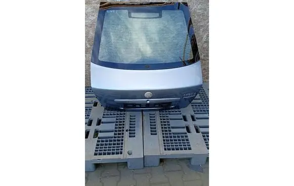 Skoda Octavia Mk1 (1U) Front vent window/glass (coupe) 