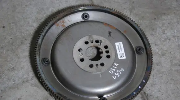 Mercedes-Benz C W205 Flywheel A6510300812