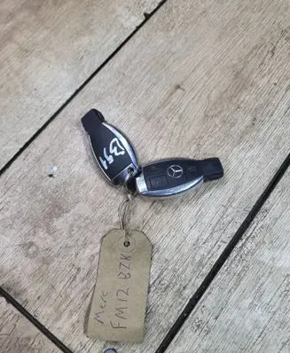 Mercedes-Benz E W212 Ignition key/card 