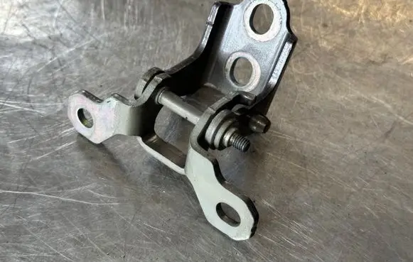 Renault Scenic IV - Grand scenic IV Rear door upper hinge ES715057R