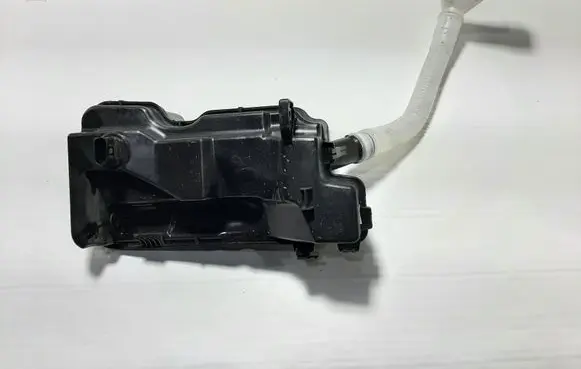 Cupra Born Windshield washer fluid reservoir/tank 1EA955448B 1EA955453F