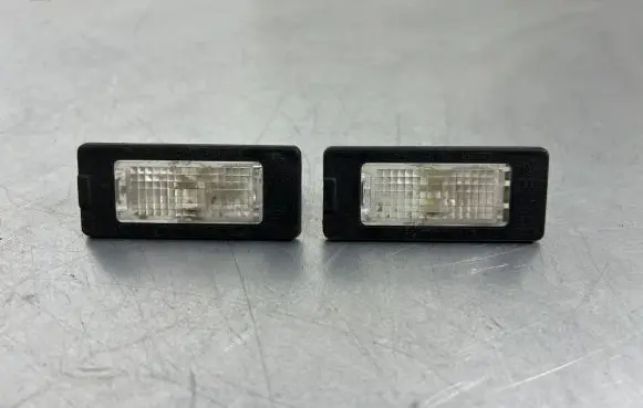 Number plate light