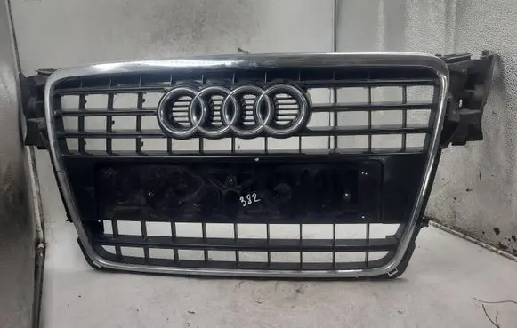 Audi A4 S4 B8 8K Front bumper upper radiator grill 8K0853651