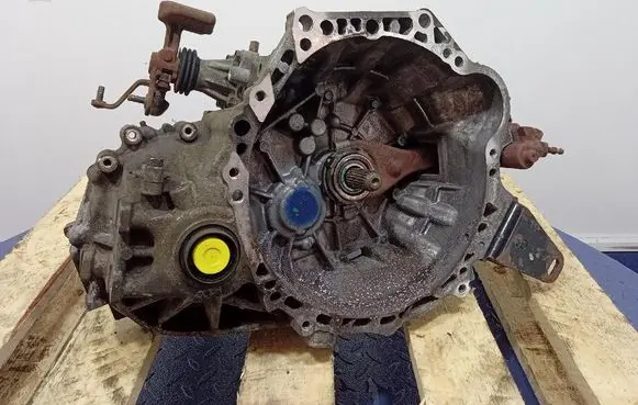 Toyota Avensis Verso Manual 6 speed gearbox 3311105010