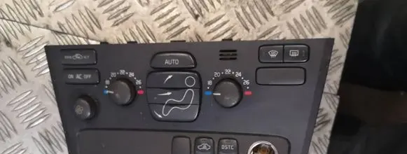 Volvo S60 Climate control unit 8691876