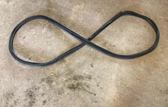 Toyota Auris 150 Trunk rubber seal (body) 