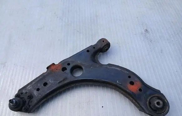 Skoda Octavia Mk2 (1Z) Front control arm